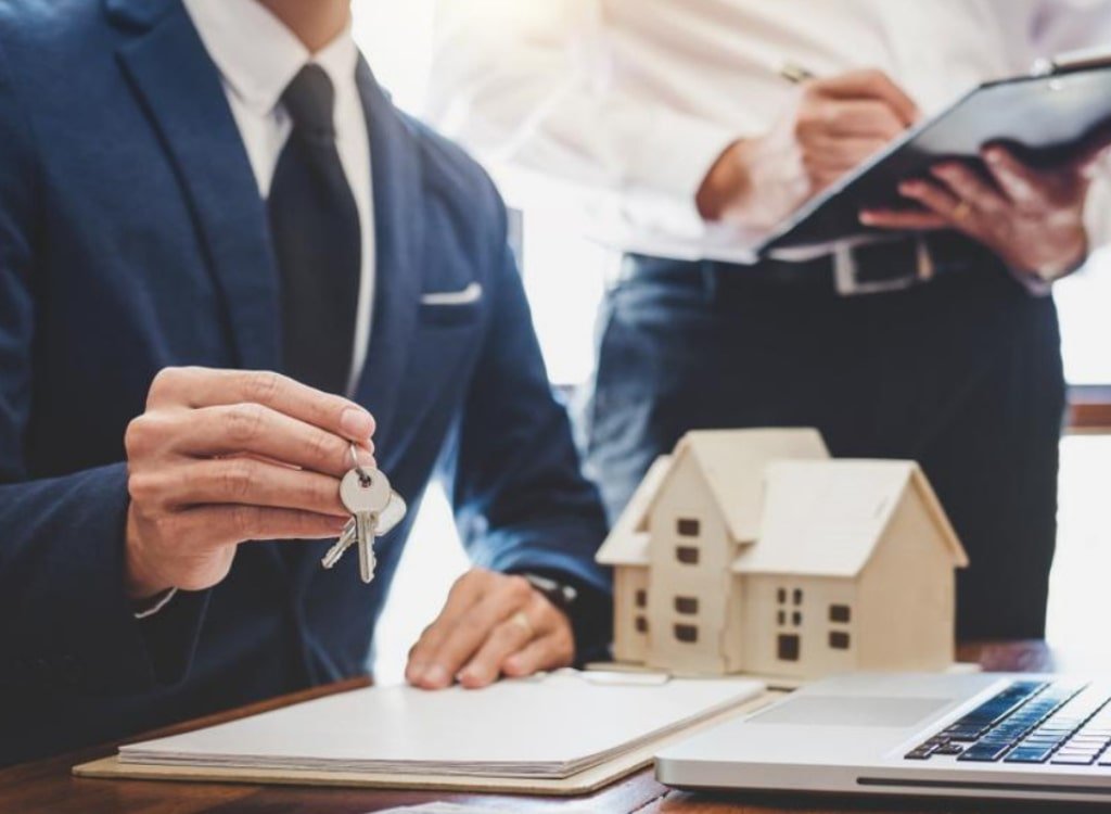 REO Property Registration by CAMREOCOM